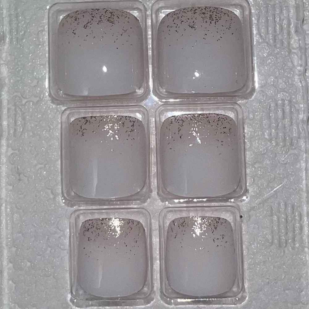 24 piece Toe Nail Kit